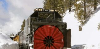Snow Fighters Union Pacific Flanger